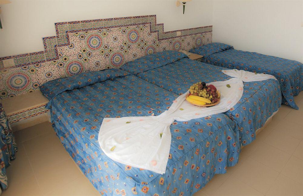 Hotel Dreams